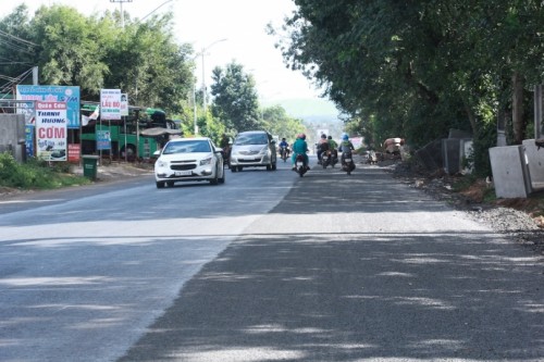 Kiểm tra, sửa chữa xong đoạn QL27 xuống cấp